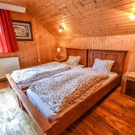 Vila Maria Hotell Tatranská Kotlina Exteriör bild