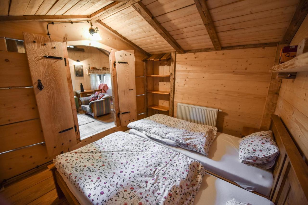 Vila Maria Hotell Tatranská Kotlina Exteriör bild