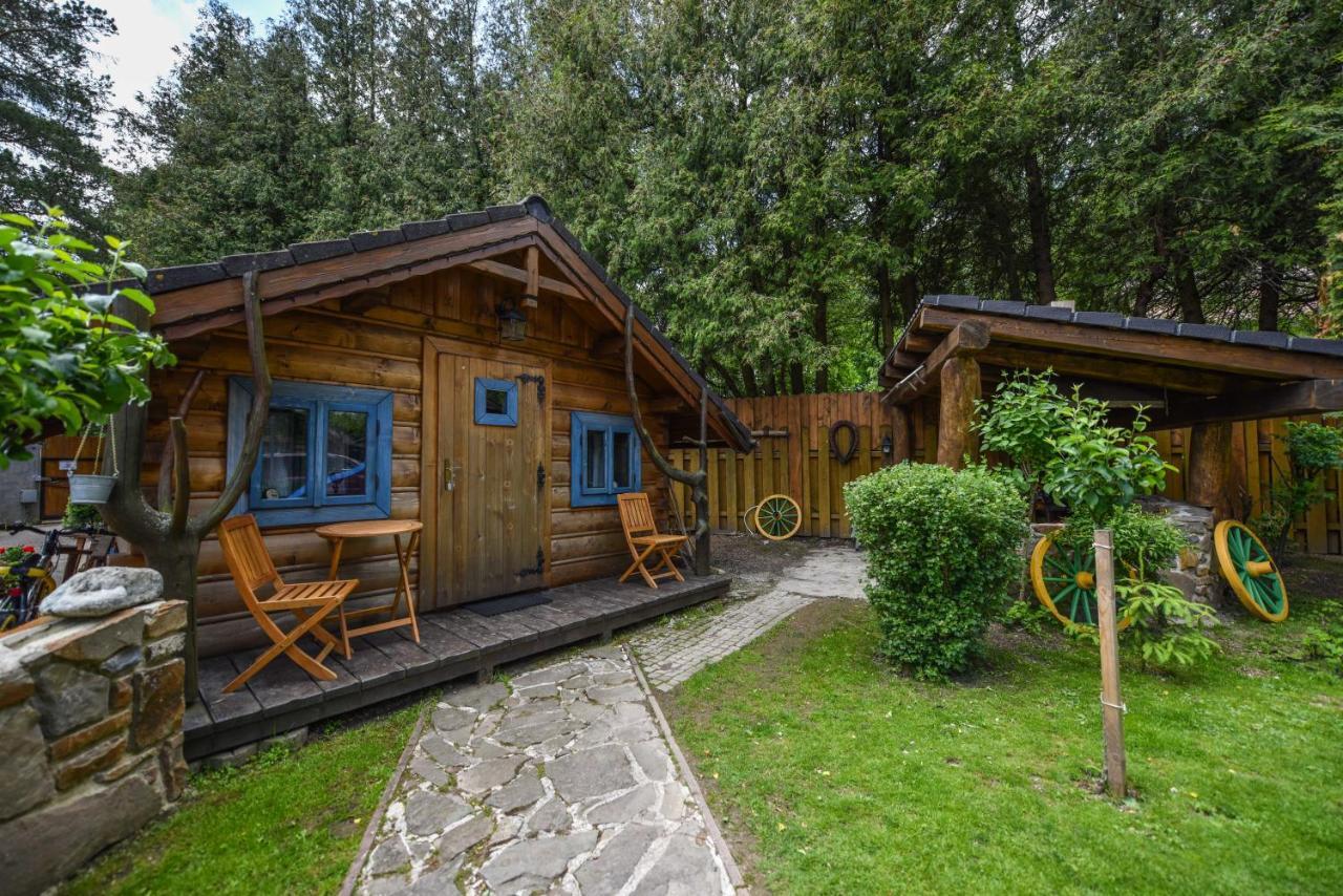Vila Maria Hotell Tatranská Kotlina Exteriör bild